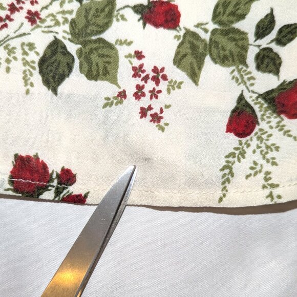 NWT Reformation | Jourdan Dress in Regency Floral Red & Green | Size Small - Picture 16 of 16